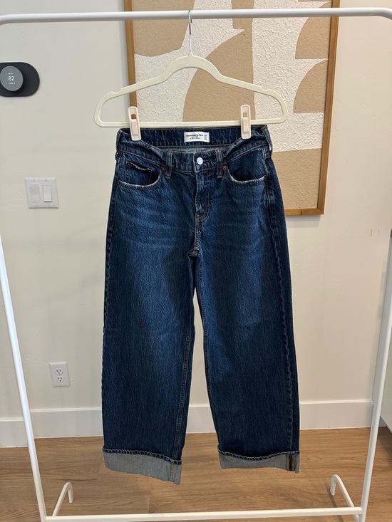 Abercrombie & Fitch Denim - Dark Wash Wide-Leg Cuffed Jeans